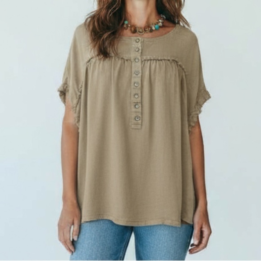 oli&hali Women's Tan 1/2 Button-Down Over Sized Bohemian Blouse